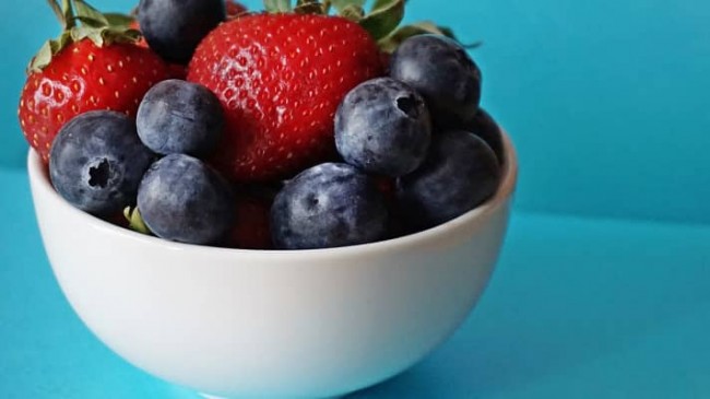 Study berries plays a role in child obesity